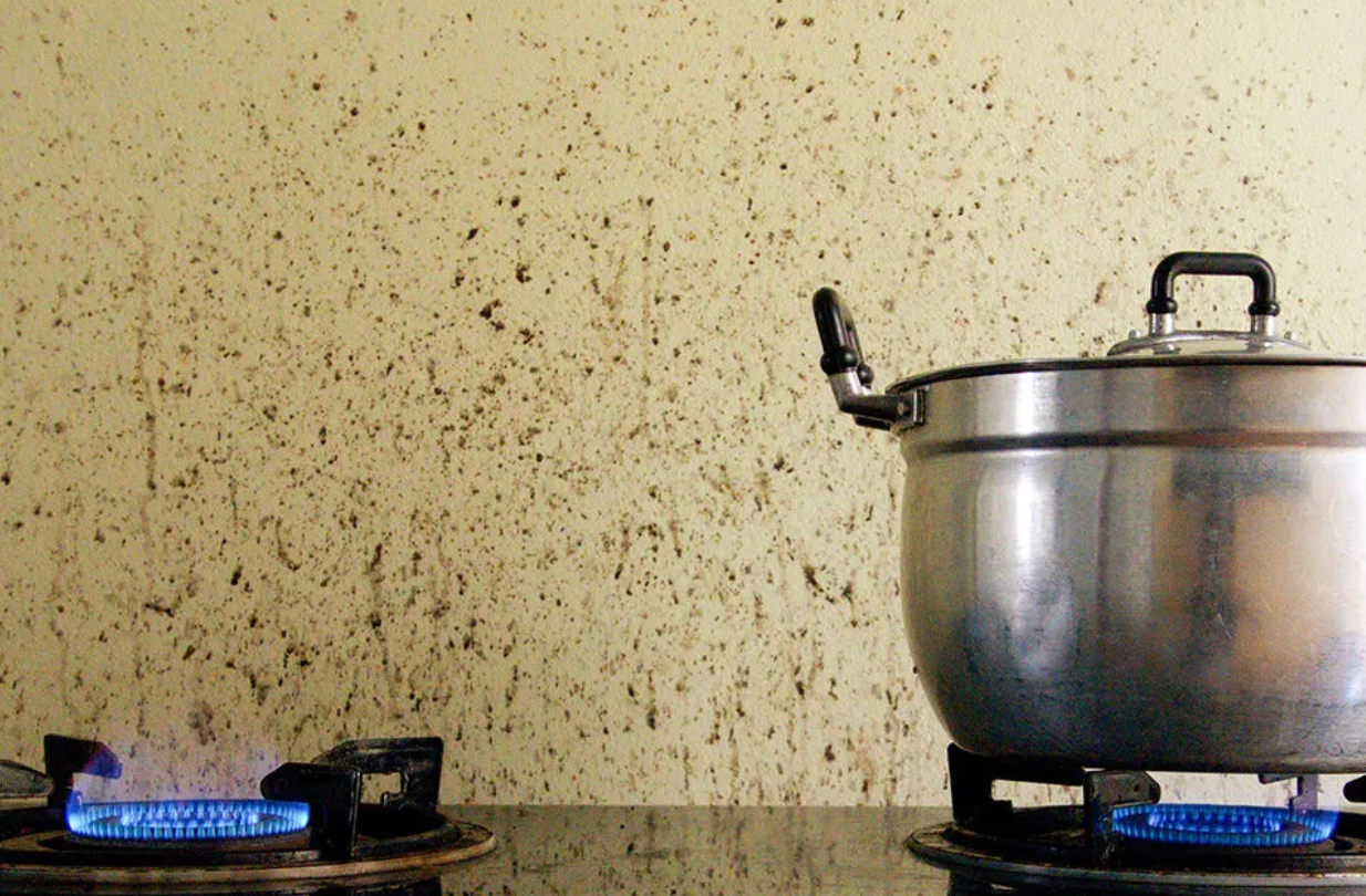 Duvardaki Yağ Lekesi Nasıl Çıkar